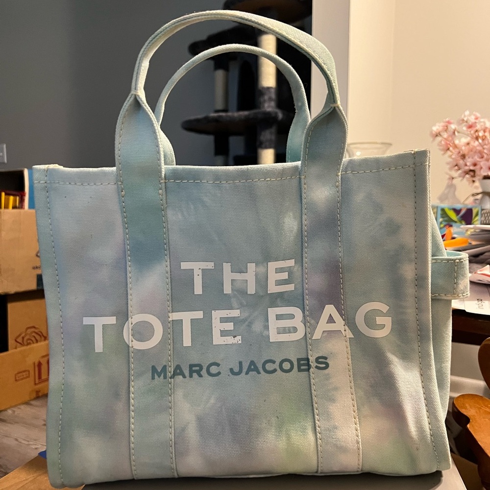 NWOT - THE TOTE BAG By Marc Jacob’s in pale blue tie dye